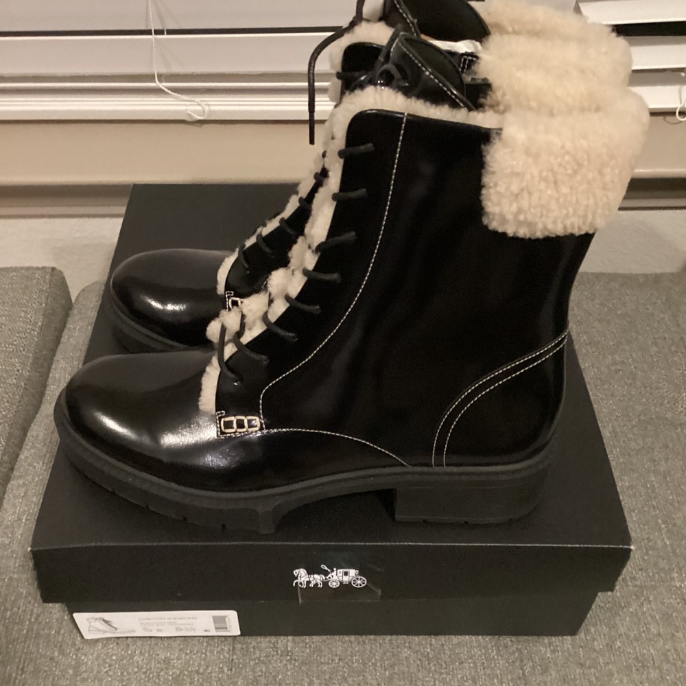 COACH Women's Leighton Signature Shearling Booties, size 10 - Picture 9 of 14